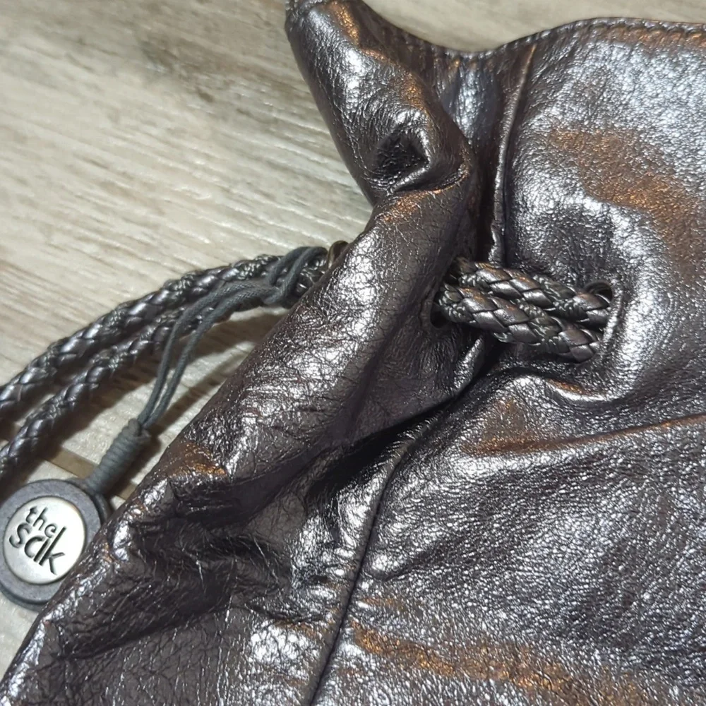The Sak Metallic Silver Leather Shoulder Bag - Picture 2 of 5